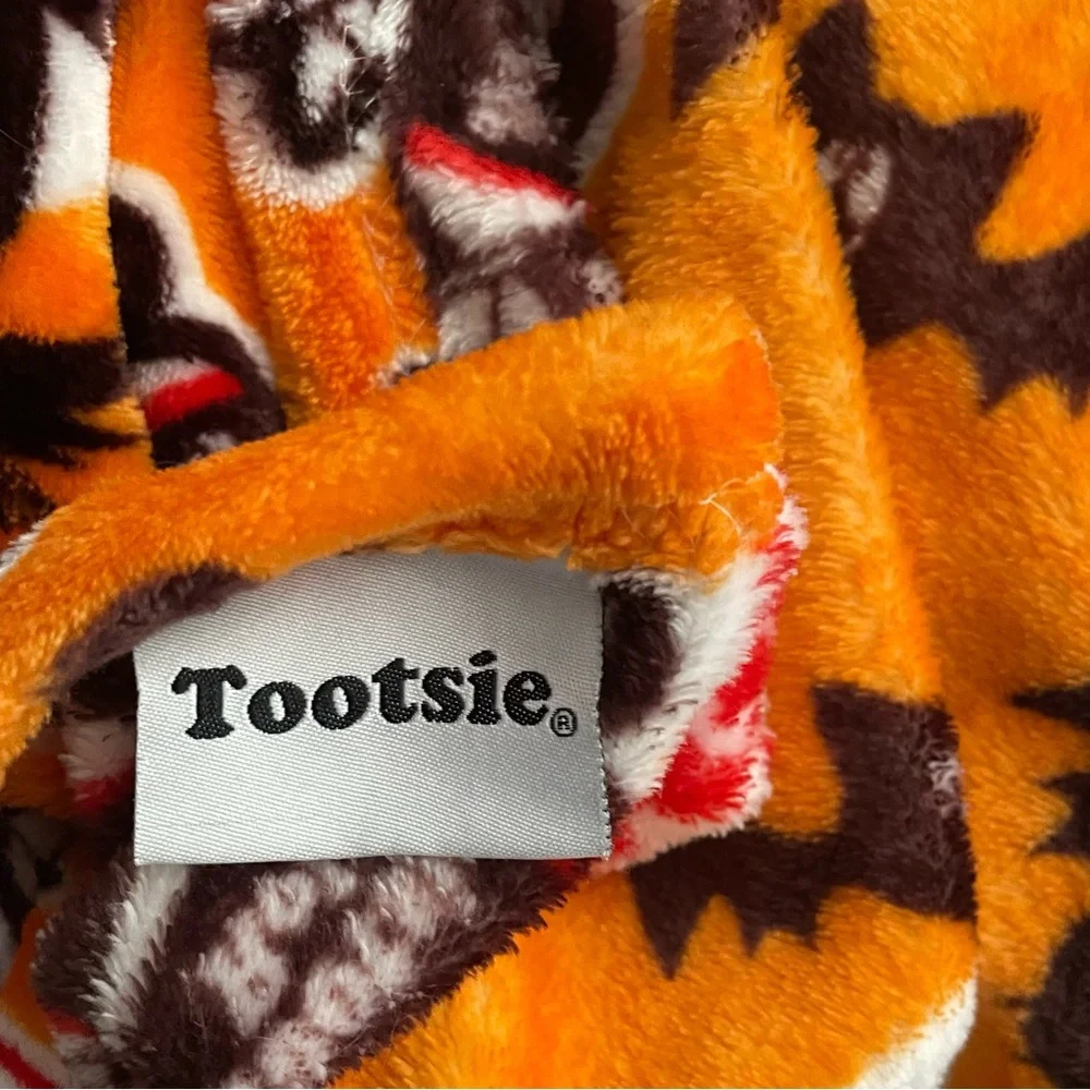 Halloween‎ Tootsie Roll Witch Throw Blanket 48x56
